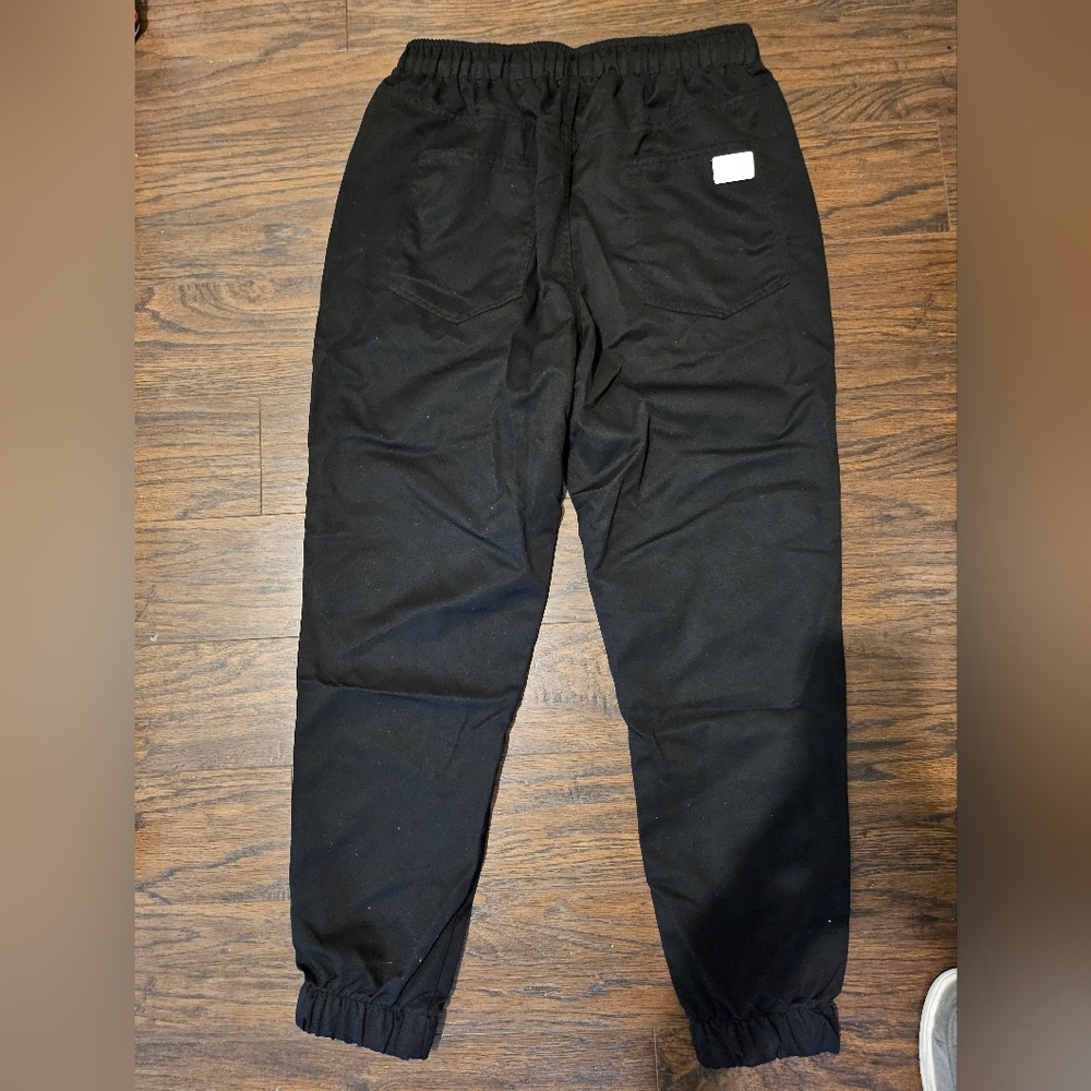 Joggers - Picture 2 of 3